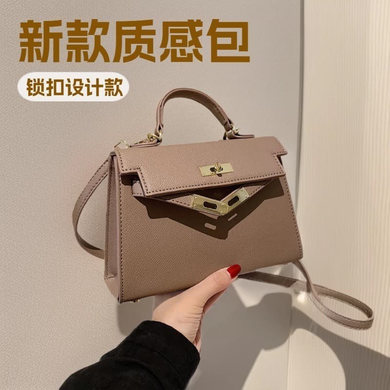 Women's Handbag New Style Textured Lock Clasp Ladies Shoulder Crossbody Bag Kelly Bag Wholesale