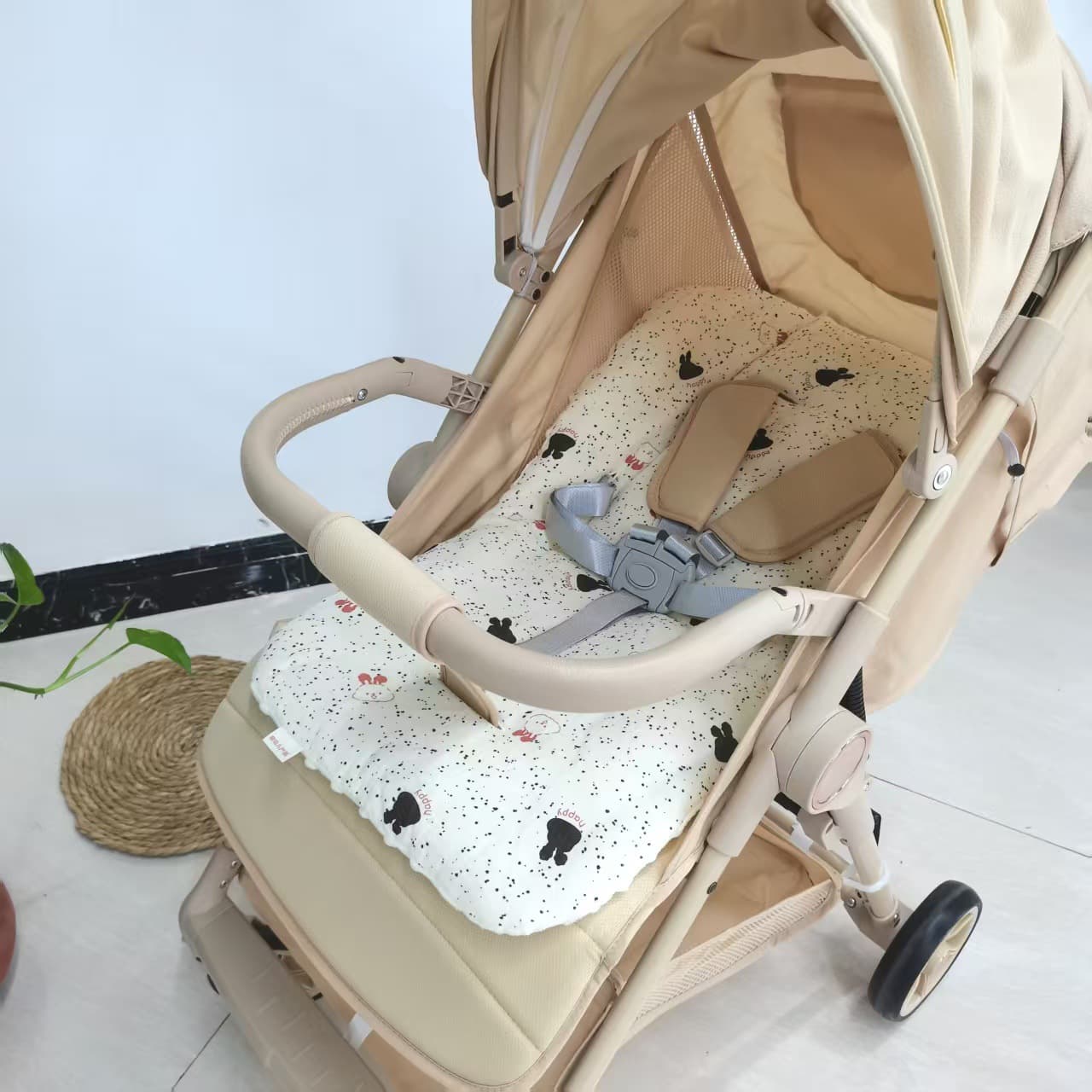 New baby stroller mat pure cotton crepe stroller mat baby dining chair beanie cotton seat cushion warm all seasons