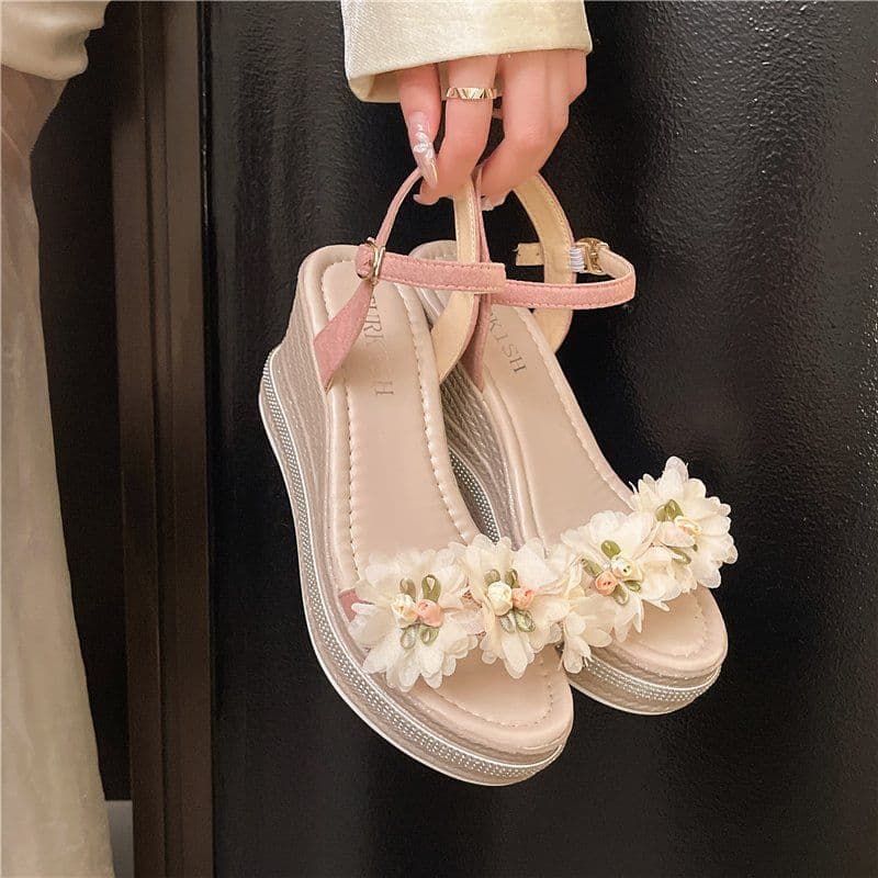 Women's Sandals Summer 2026 New Versatile Fairy Style Flower Thick Sole Wedge High Heel Platform Flat Heel Fashion with Dress