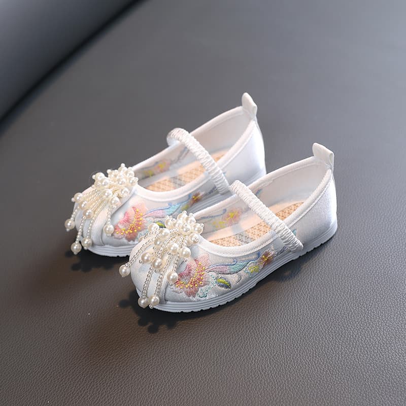 Chinese Style Children's Cloth Shoes Elastic Ancient Costume Shoes Medium and Large Child Embroidered Shoes Girls Hanfu Shoes Pearl Elastic Ancient Style Shoes