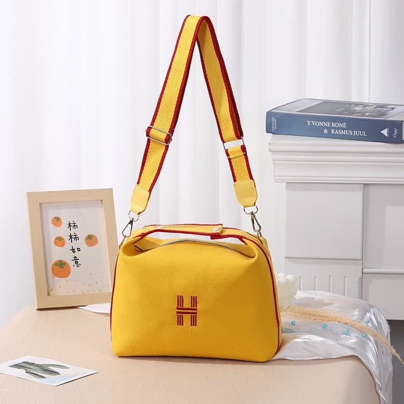 2026 New Ins Women's Bag Solid Color Canvas Bag Large Capacity Minimalist Cosmetic Bag One-Shoulder Artistic Crossbody Bag