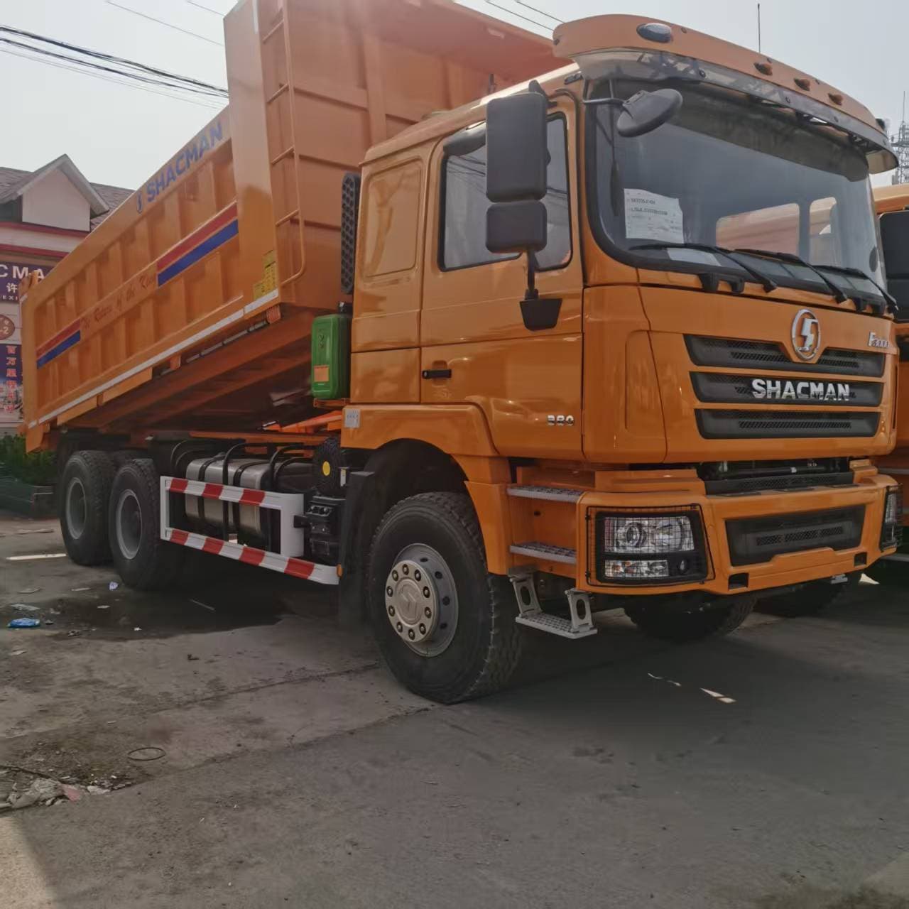 6x4 Shaanxi F3000 Dump Truck 5.6m Mining Dump Engineering Truck Rear Dump Soil Truck
