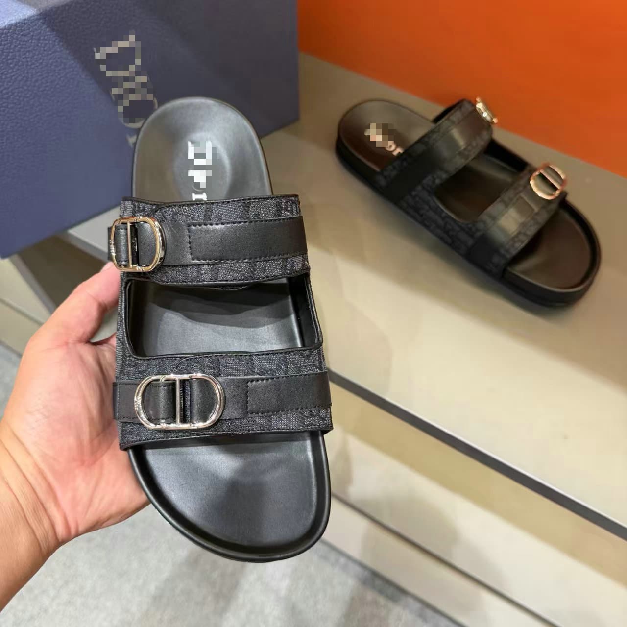 Djia Slippers Europe Station Cross-border Foreign Trade Men's Casual Genuine Leather Sandals, Letter Beach Shoes, Versatile Casual Sandals