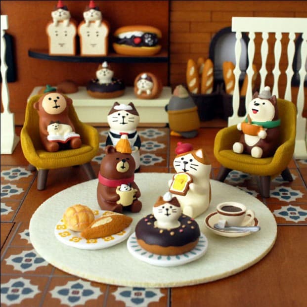 Japanese Bobtail Cat Zakka Bakery Miniature Bread Cake Tabletop Photo Prop