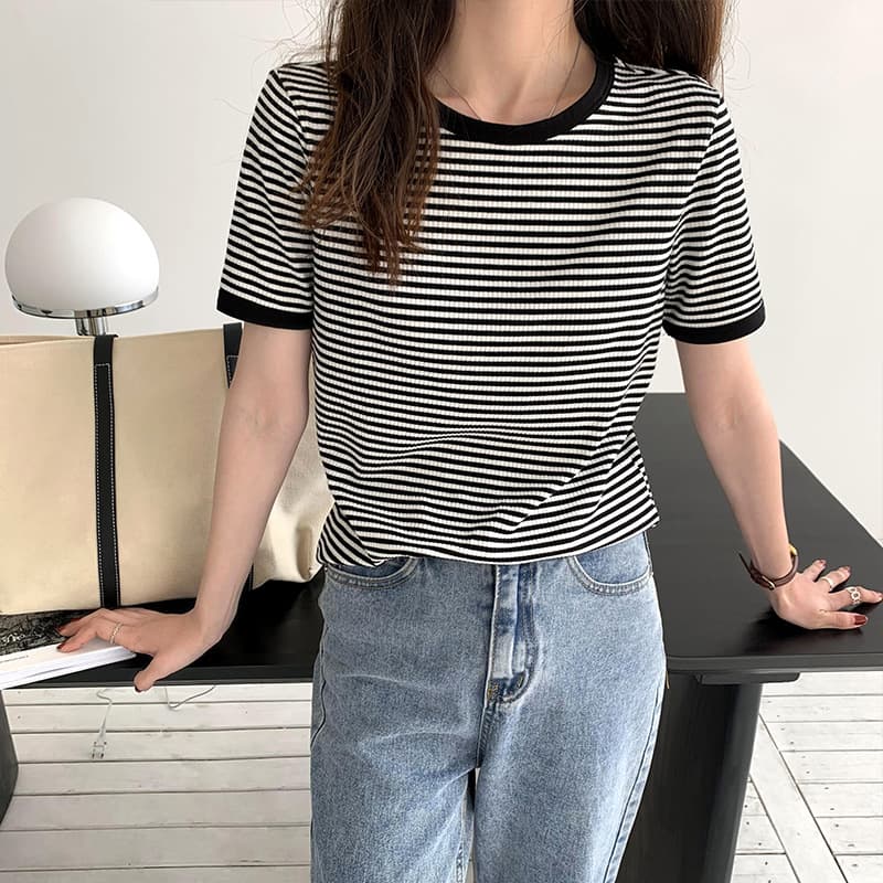New Summer Women's Striped Short Sleeve T-shirt Loose Fit Round Neck Casual Korean Style Clothing Top Wholesale