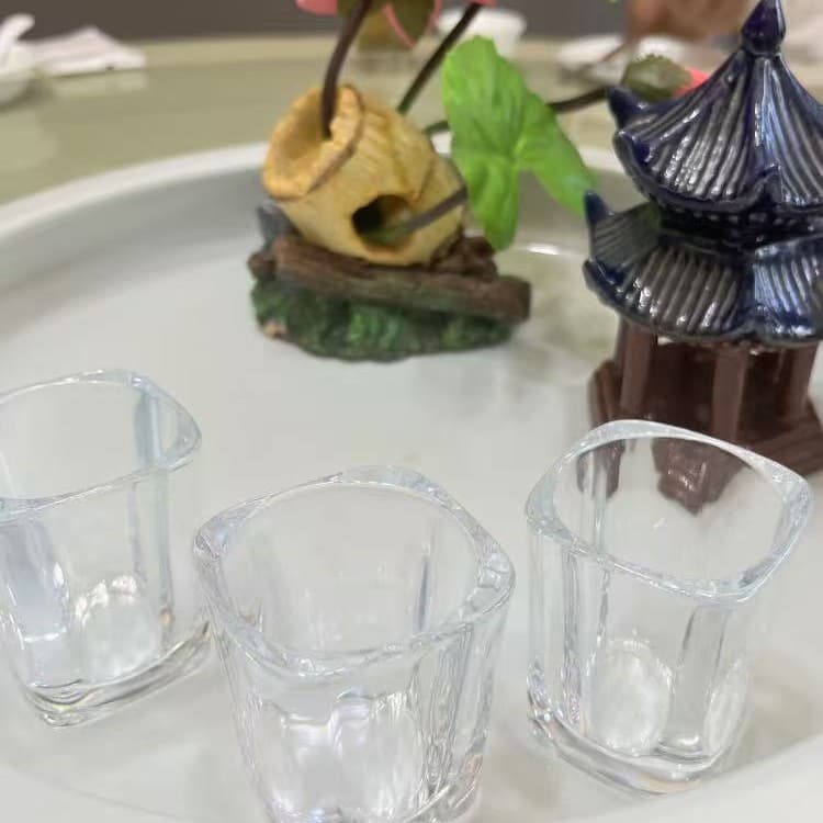 In Stock 103 Glass Square Cup DIY Aromatherapy Cup Homemade Household Candle Cup Tabletop Ornament Wedding Candlestick Shot Glass