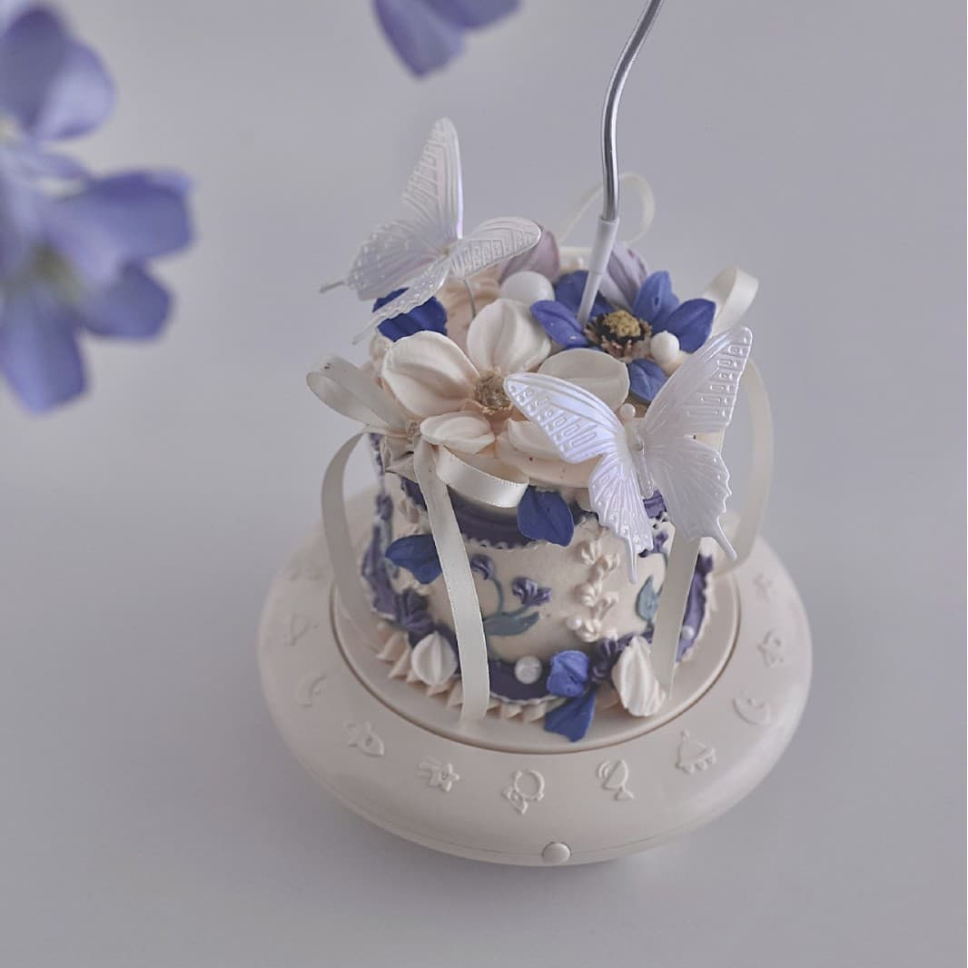 Cake Display Stand Birthday Cake Table Dessert Machine Music Cake Machine with Bell 4-Inch Single Plate Cake Tray