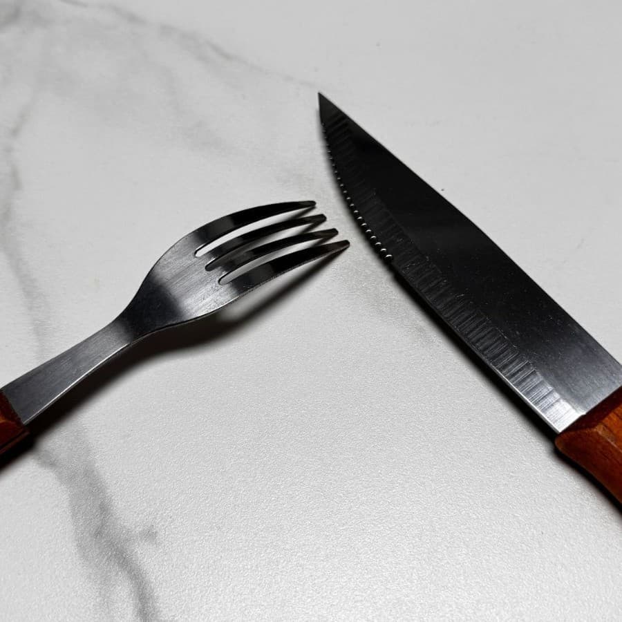 Stainless Steel Western Steak Knife Hotel Steak Knife Set 2-Piece Set Home Kitchen Wooden Handle Serrated Steak Knife Western Fork