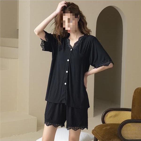1.0-150kg Ice Silk Plus-Size Women's Summer Pajamas Two-Piece Set, Thin Cardigan, Short-Sleeved Shorts, Can Be Worn Outside as Loungewear