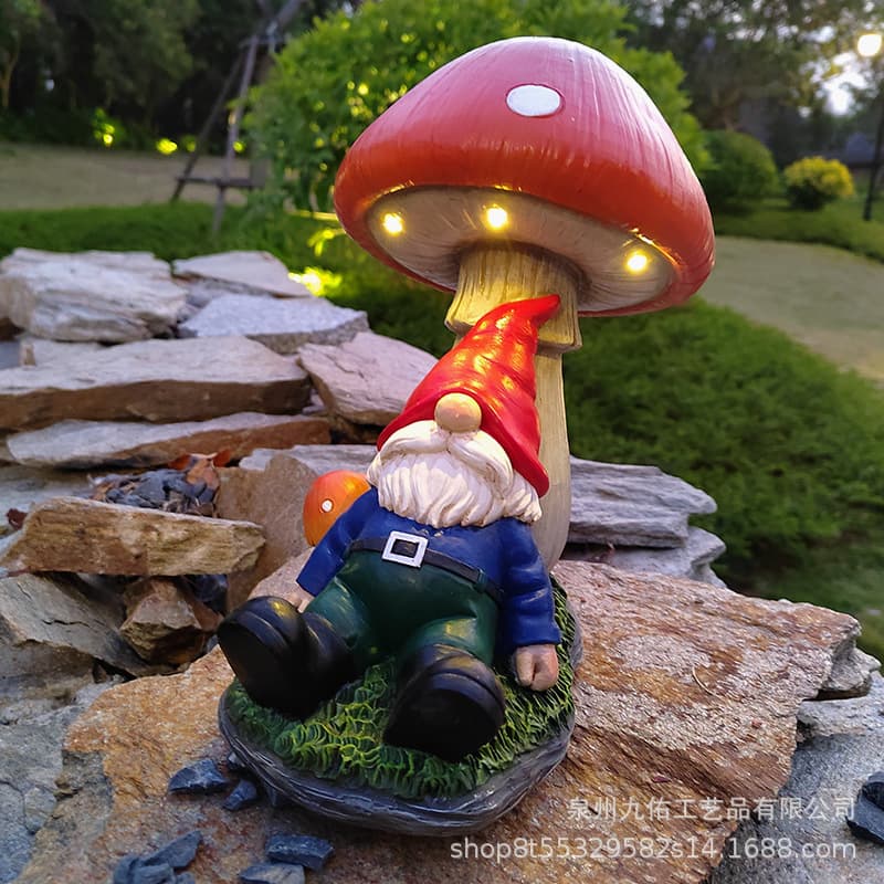 Garden Simulation Mushroom Sculpture Decoration for Courtyard Garden Lawn Cartoon Elf Solar Ornament Setup