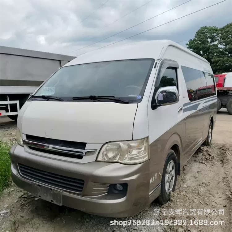 Export Used Toyota Hiace, Coaster 14-Seater Multiple Electric Adjustment Functions Jinbei Hiace
