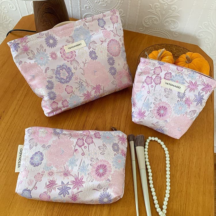 2025 new yellow background purple flower niche high-end cosmetic bag portable skin care product storage bag out-of-town toiletry bag