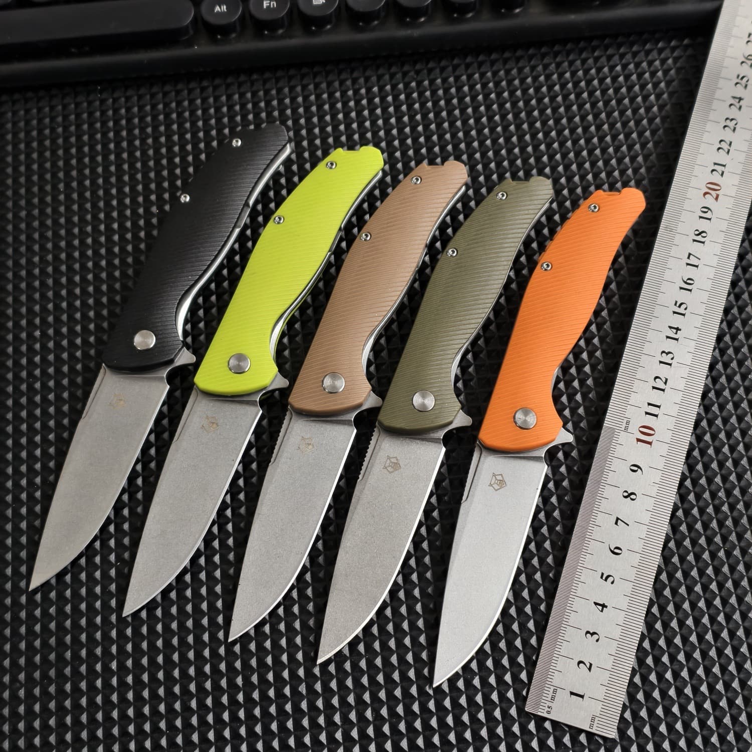 Hot Sale Bear Head Folding Knife D2 Steel Outdoor Camping Convenient Knife Field Fishing Pocket Knife Sharp Fruit Knife