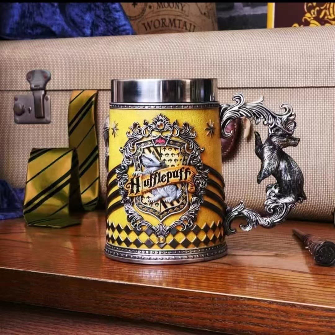Harry Potter Mug Castle Cup College Badge Cup Hogwarts peripheral theme gift birthday gift
