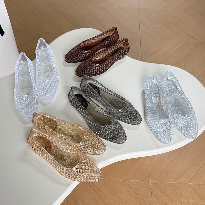 New Korean pointed toe jelly shoes one-legged crystal shoes hole-in-the-wall single shoes foreign trade hollow shallow mouth dancing sandals for women