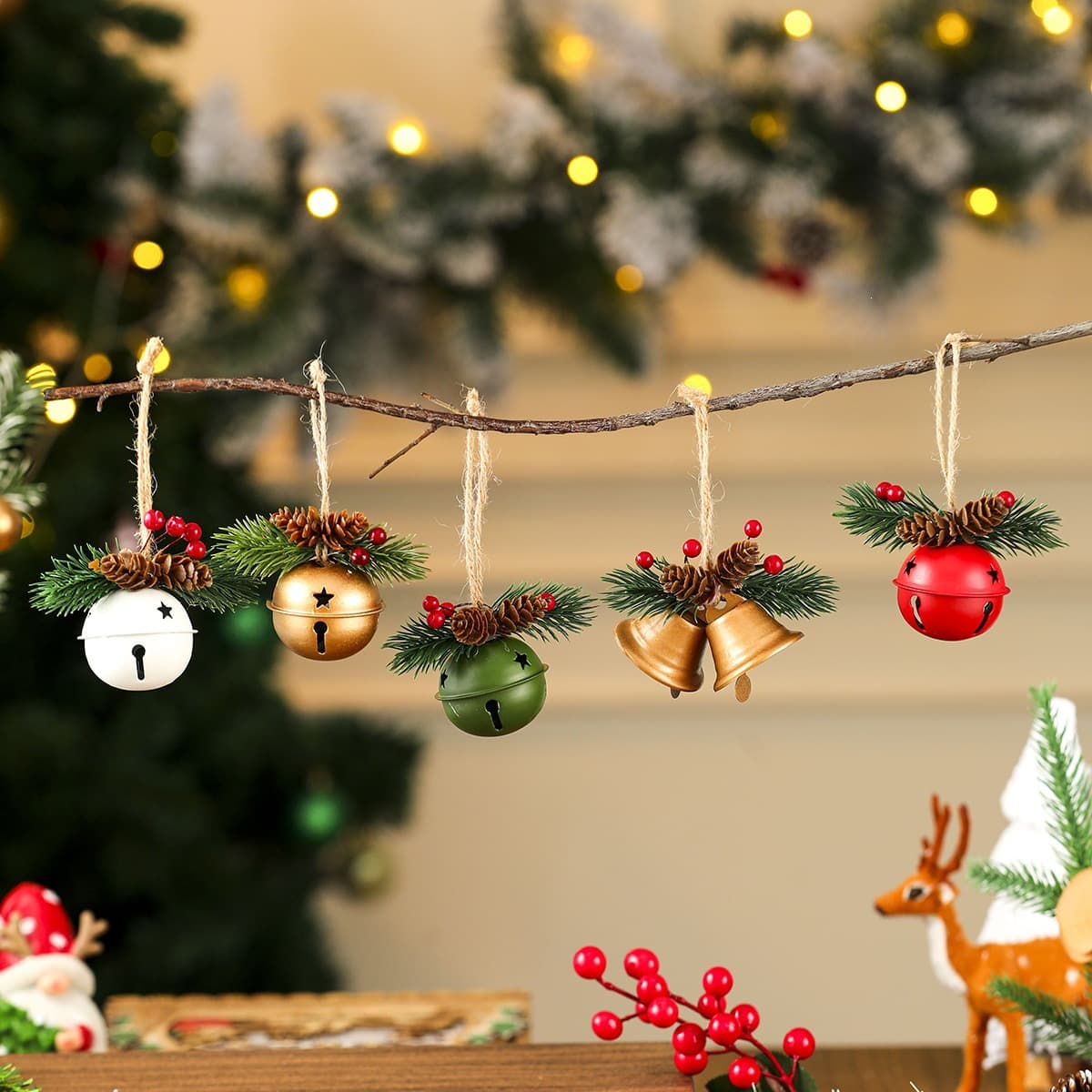 Cross-border new Christmas bell door hanging bell red fruit pine cone wind chime Christmas tree pendant Christmas decorations