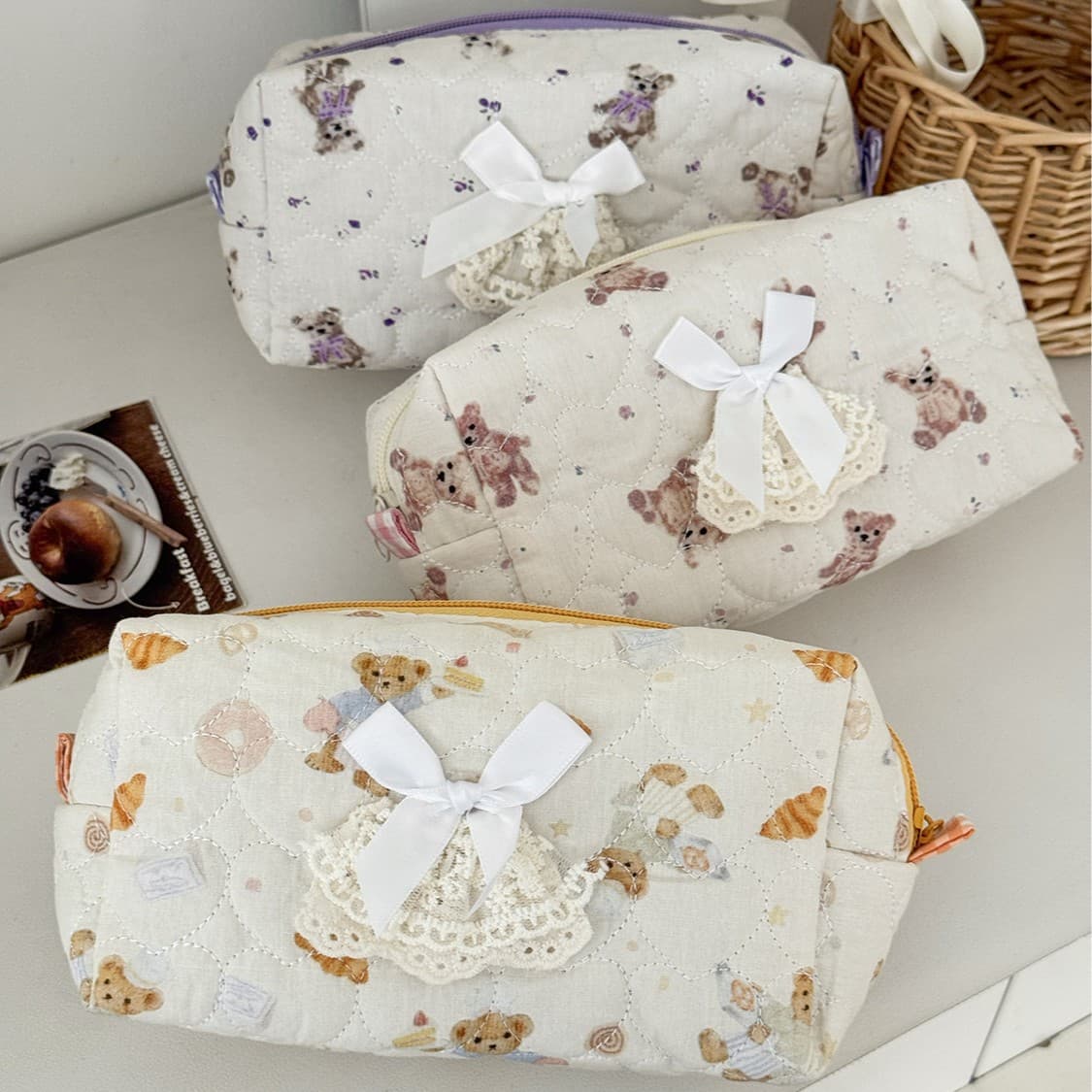 Cross-border snack bear series storage bag new quilted ins style cute girl large capacity makeup storage bag
