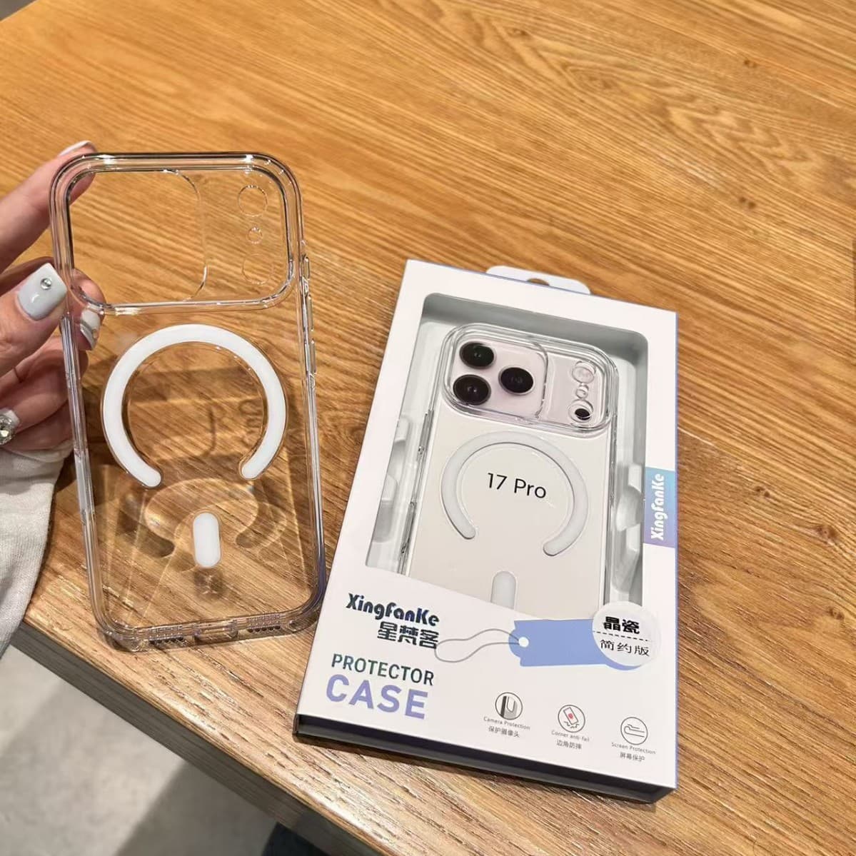 Crystal porcelain is suitable for iPhone 17 Promax high-definition PC mobile phone case Apple 16 transparent magnetic high-end non-yellowing