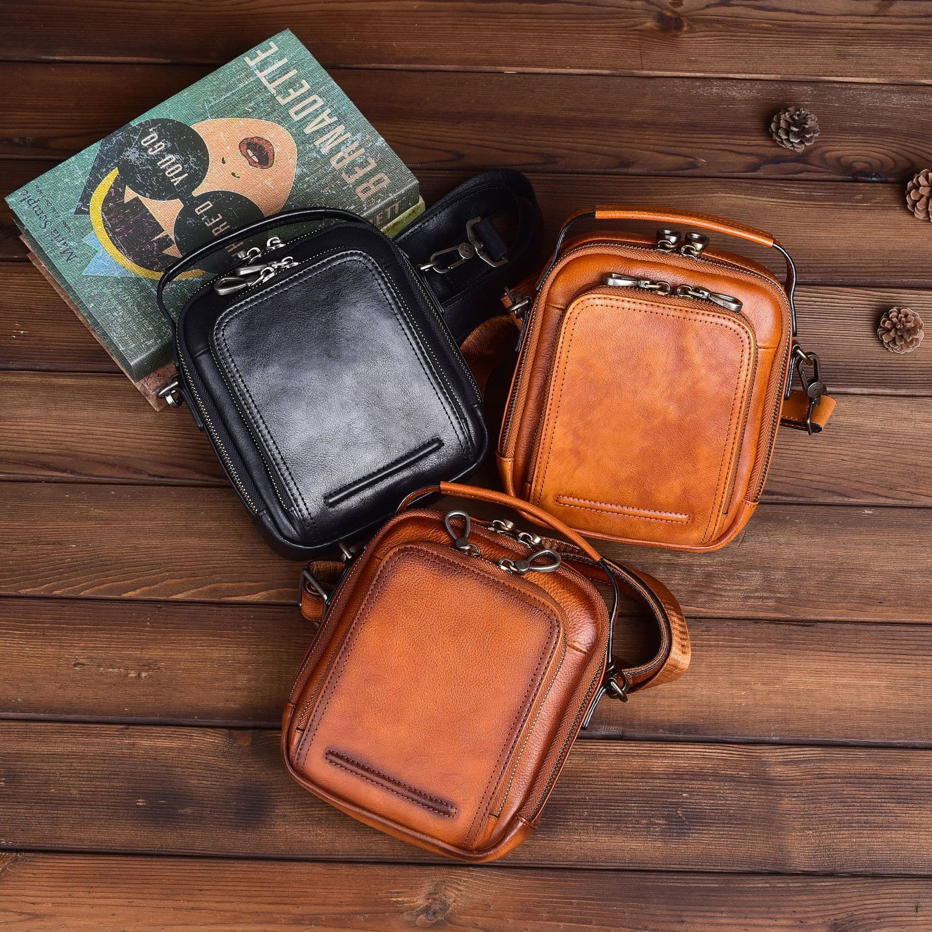 Pre-order Premium Top-Grain Vegetable-Tanned Cowhide Vintage Casual Men's Crossbody Bag