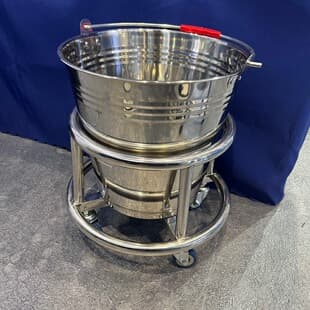 Thickened Stainless Steel Foot-Pedal Sanitary Bin, Medical Mobile Foot-Pedal Trash Can, Hospital Mobile Waste Bin with Swivel Casters