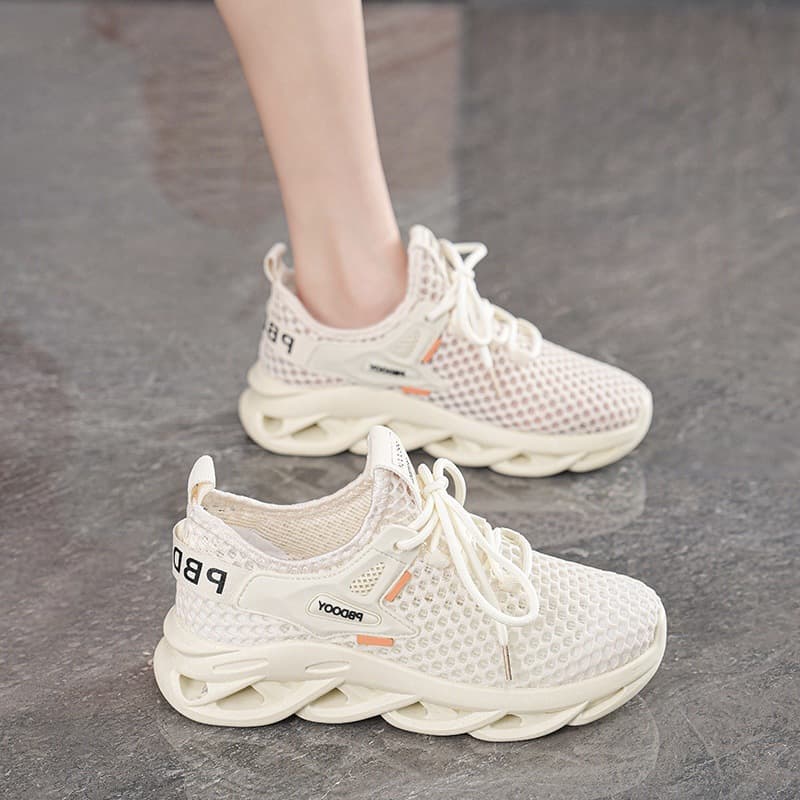 Summer Women's New Breathable Hollow Knit Mesh Shoes Korean Casual Thick Sole Sports Running Shoes