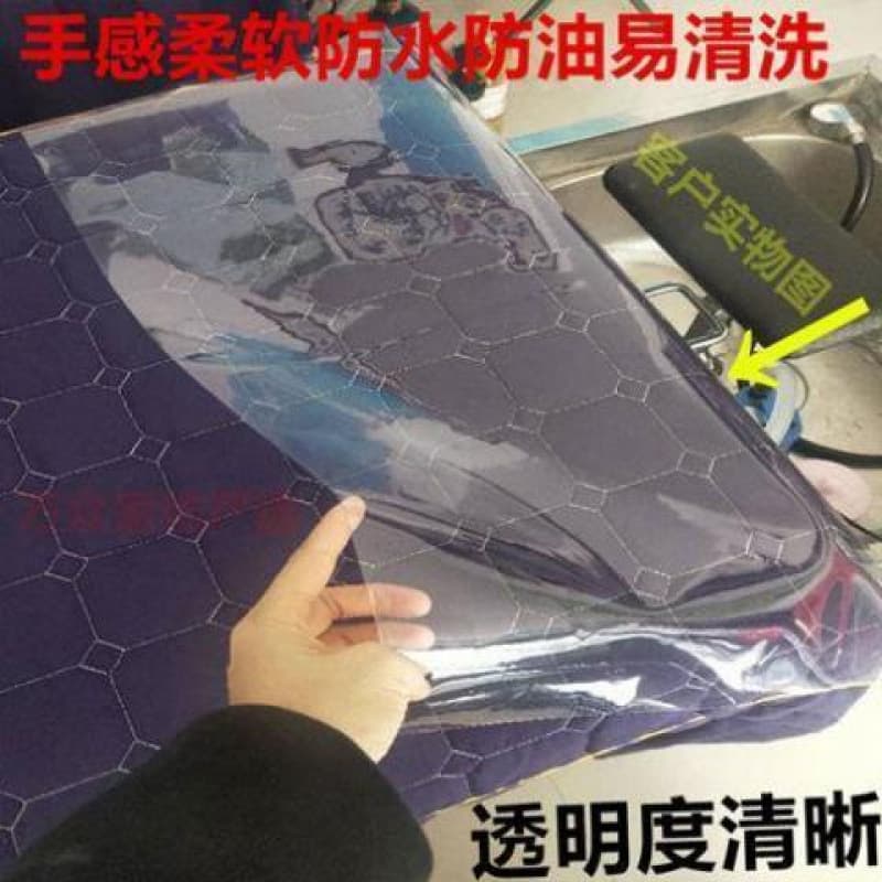 Waterproof mattress pad with adhesive tape for hair salons and styling parlors, waterproof and leak-proof, transparent mattress that can stand independently.