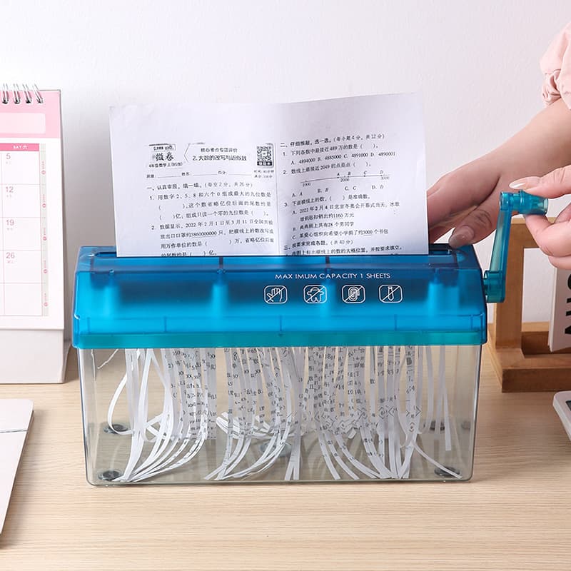 Manual A4 paper shredder, hand-cranked office shredder, A6 paper, invoices, contracts, strip shredder, hand-cranked tool.
