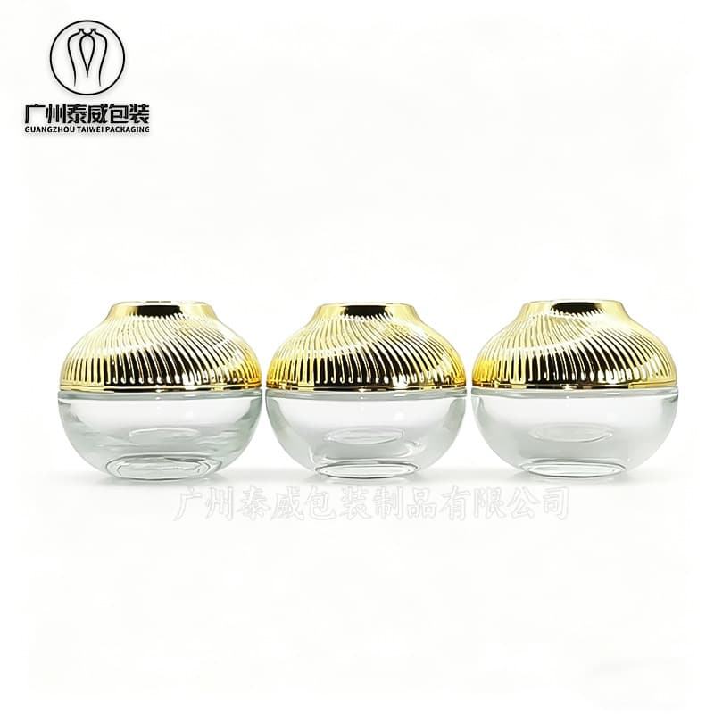 Wholesale Korean snail 50g cream glass bottle cosmetics bottle moisturizing facial skin care product cream bottle
