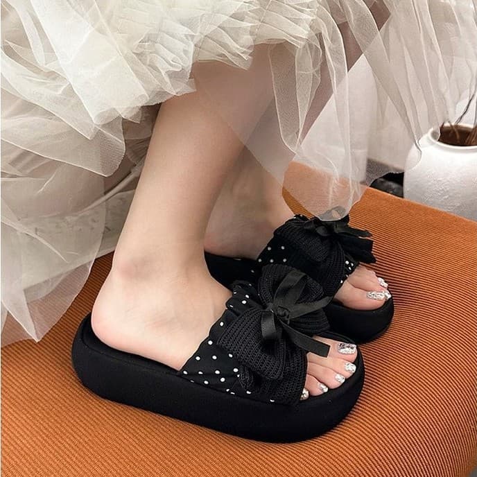 Polka Dot Bow Thick Sole Cross Strap Slide Sandals for Women 2026 Summer New Vacation Style Beach Sandals