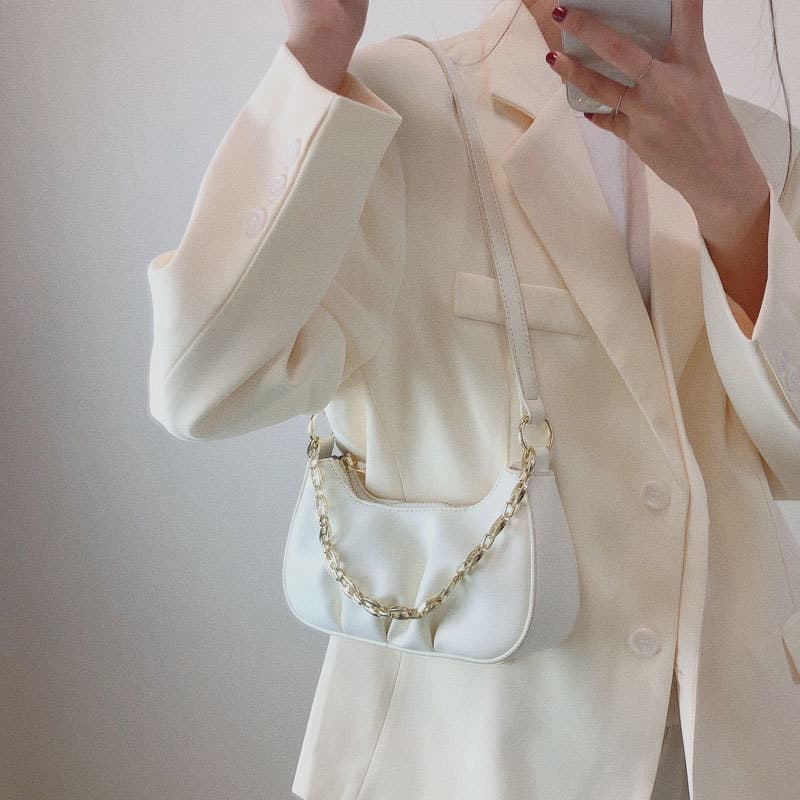 Spring/Summer New Pleated Underarm Bag for Women 2024 Chain Cloud Baguette Bag, Shoulder/Crossbody Dumpling Bag Wholesale
