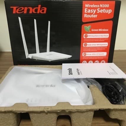 English version of Tenda F3 three-antenna 300M wireless router WiFi European regulations, US regulations, British regulations plastic packaging