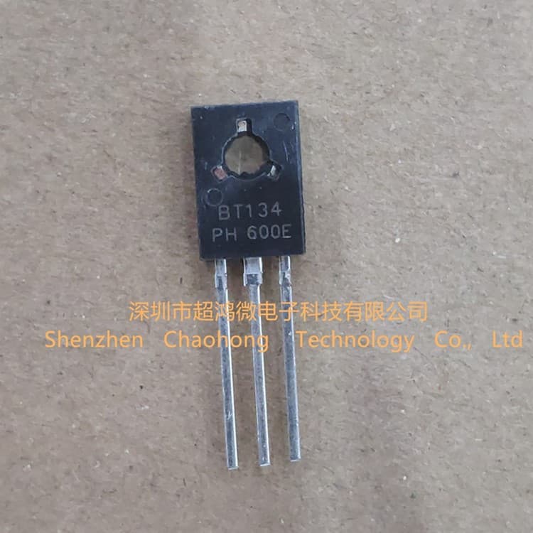 BT134-600E BT134 TO-126 bidirectional through-hole thyristor, factory direct with price advantage