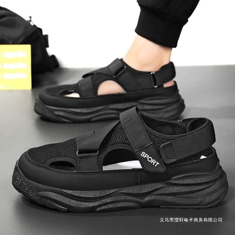 Men's Sandals Summer 2025 New Non-Slip Toe-Covered Clog Sandals Outdoor Driving Thick Sole Beach Shoes