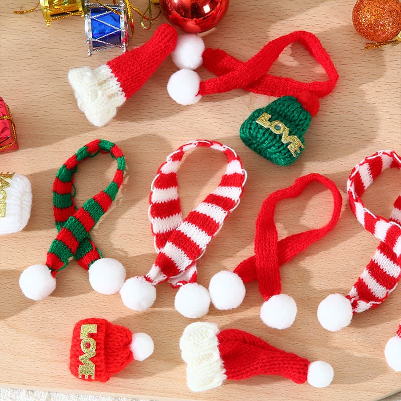 Stock Mini Knitted Scarf and Hat Ornaments, Red and White Candy Cane Christmas Knitted Small Hats