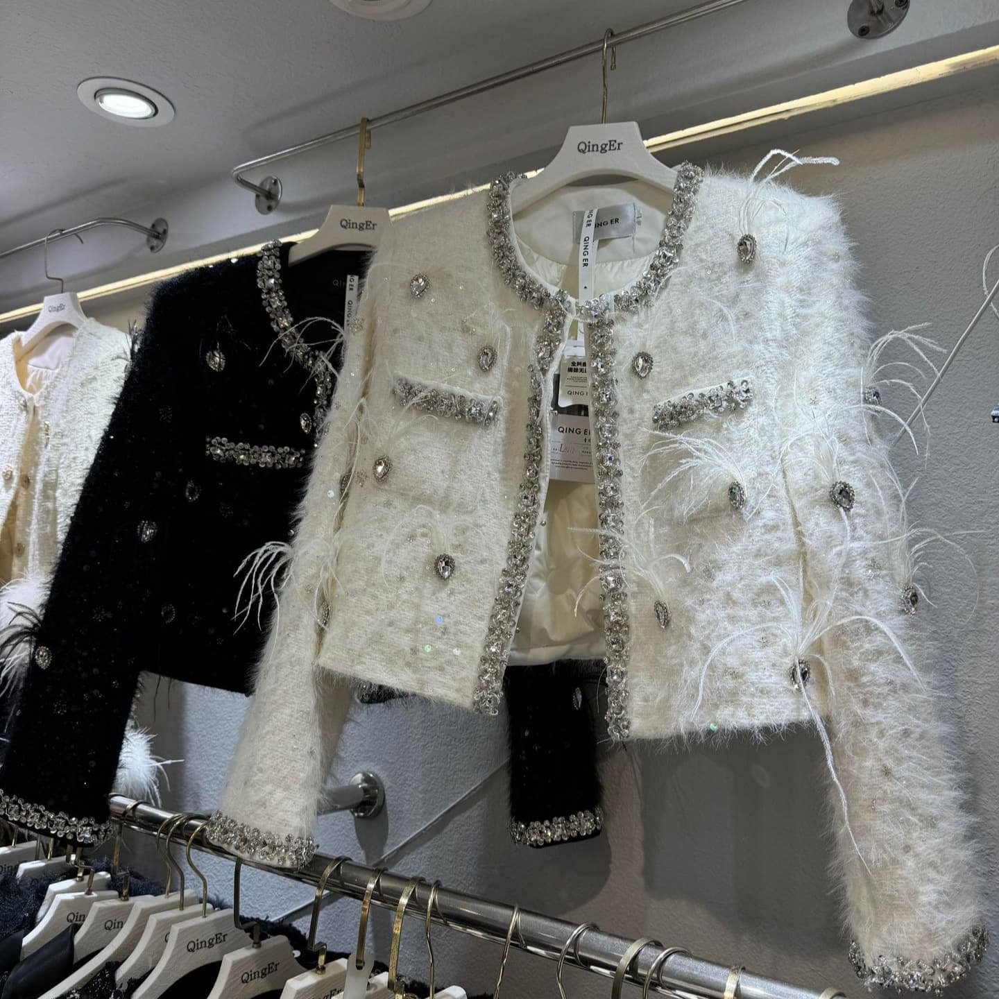 Original Design Brand Women's French Chic Sequined Tweed Jacket with Mink Fur Trim High-Quality Clothing Wholesale