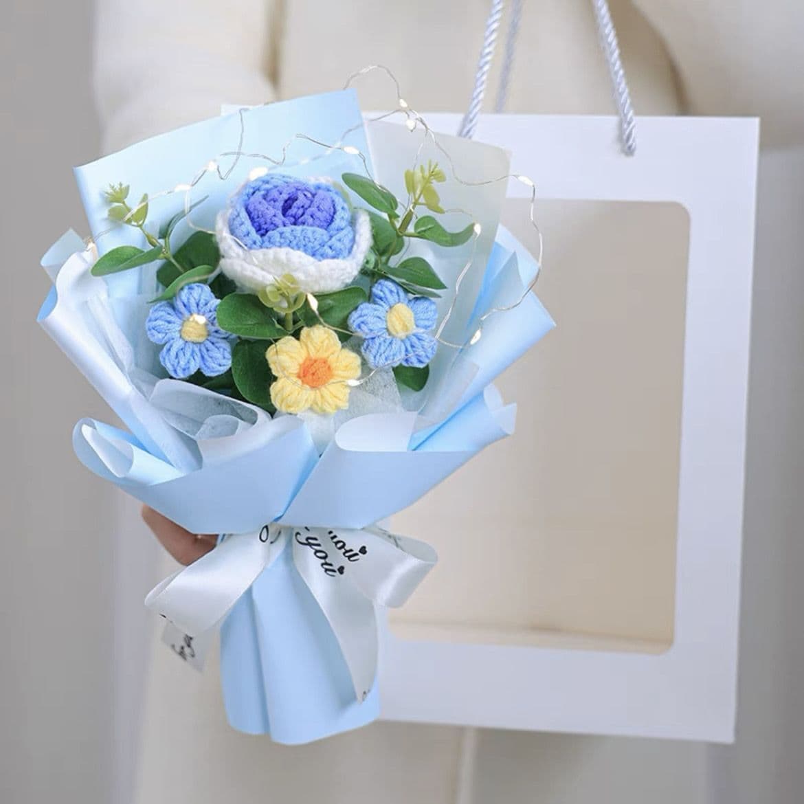 Chinese Valentine's Day Teacher's Day Gift Goddess Day Bouquet Knitted Flower Graduation Season Small Fragrant Bouquet Knitted Rose Cross-Border