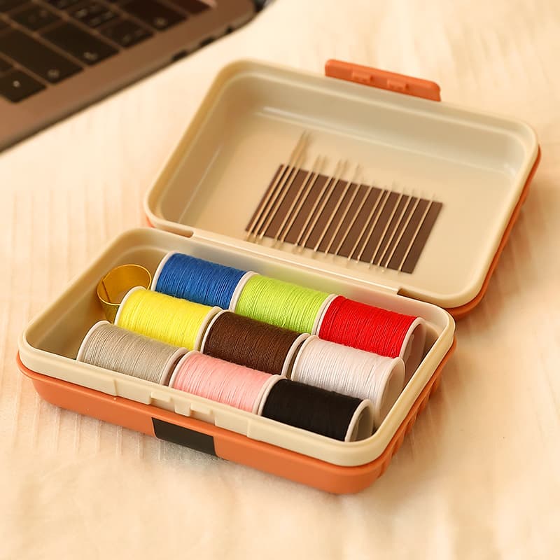 Household magnetic sewing box hand sewing set portable multi-functional small sewing kit student dormitory tool high-end