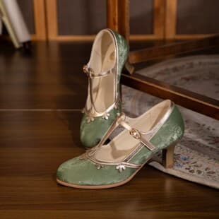 Vintage Green Women's Mary Jane Heels for Dresses, Round Toe, Perfect for Petite Bridal Shoes
