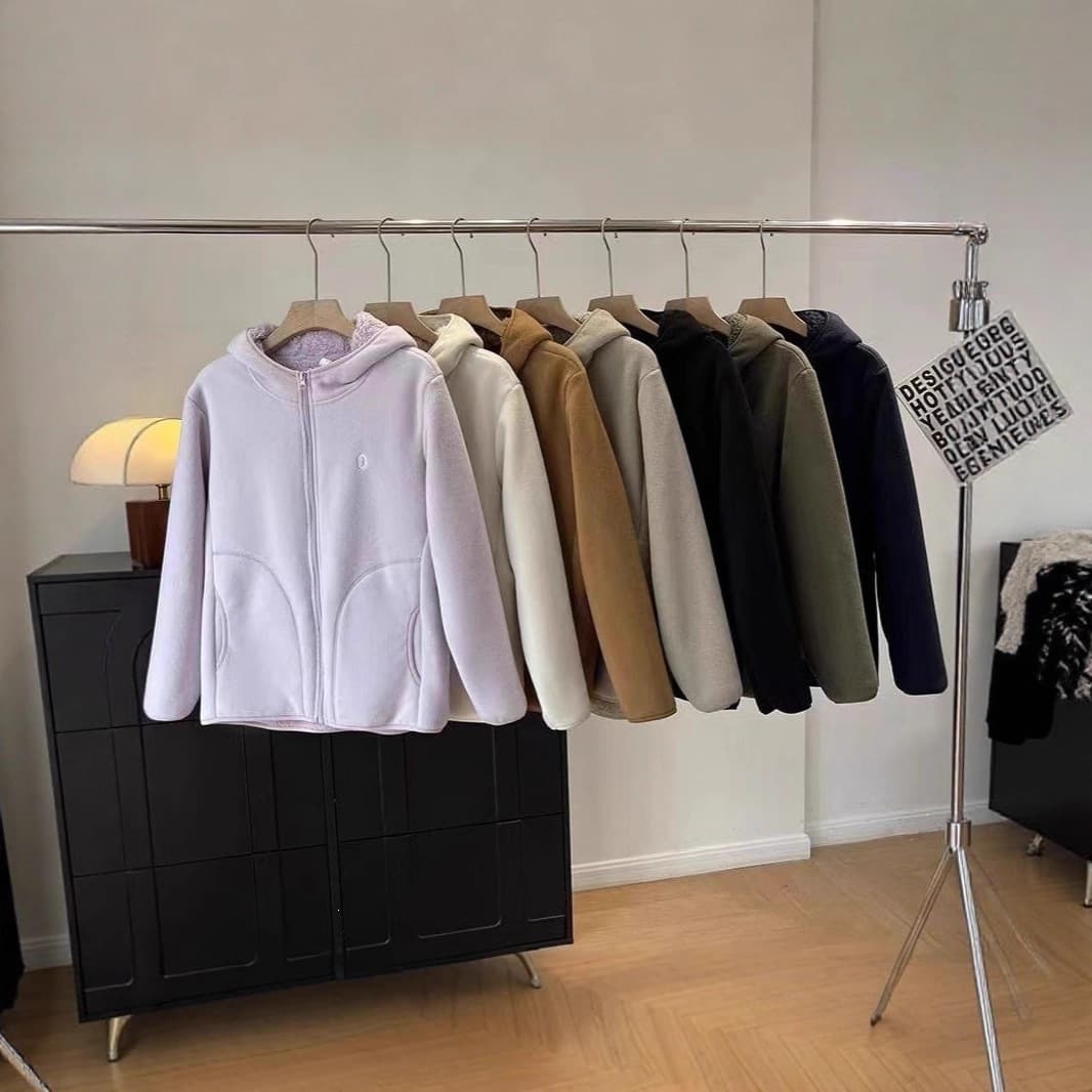 Autumn/Winter Couple Style Lightweight Warm Fleece-Lined Cardigan Sweatshirt Polar Fleece Hooded Short Jacket 00133