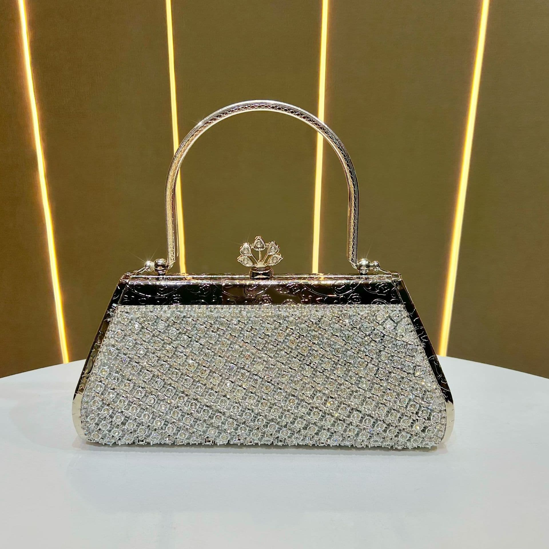 New Cross-border Rhinestone Handbag Women's Fashion Elegant Evening Bag Chain Crossbody Bag Crystal Studded Top Handle Bag