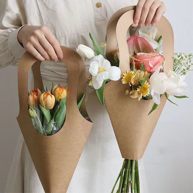 Mother's Day flower handbag kraft paper small fragrance wall decoration waterproof floral bouquet wrapping paper flower shop packaging bag