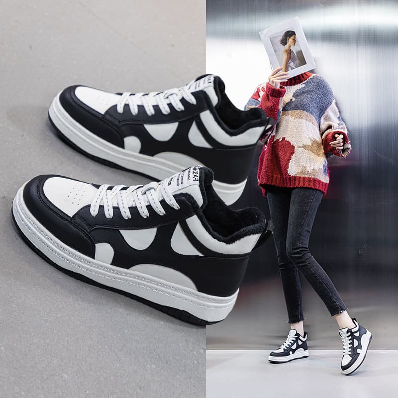 Customized large size women's shoes 41 to 43 autumn and winter plus velvet white shoes for women 2023 flat panda high-top shoes non-slip and wear-resistant