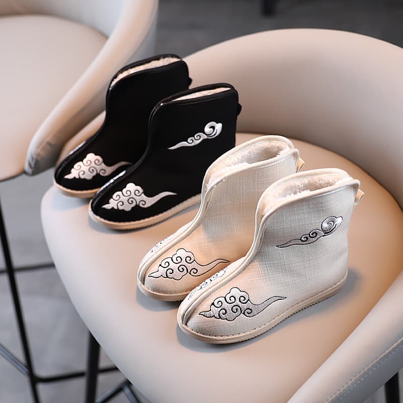 Hanfu Shoes Boys' Ancient-style Hanfu Boots, Old Beijing Black Cloth Shoes, Children's Fleece-lined Handmade Cotton Shoes, Winter Snow Boots