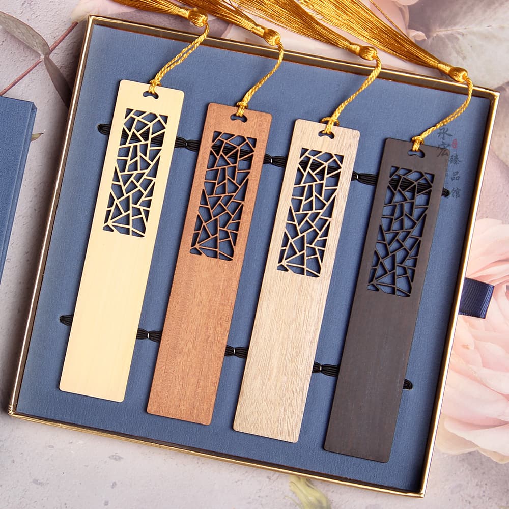Rosewood DIY Bookmark Elegant Window Lattice Bookmark Vintage Style Engraved Creative Blank Bookmark Cultural Creative Corporate Souvenir