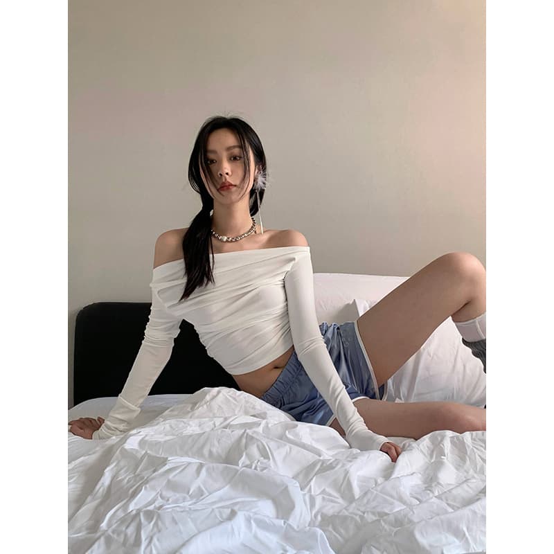 Doris Korean Style Off-Shoulder Pleated Crop Top with High-Waist Belly-Baring Long Sleeves and Thumb Holes