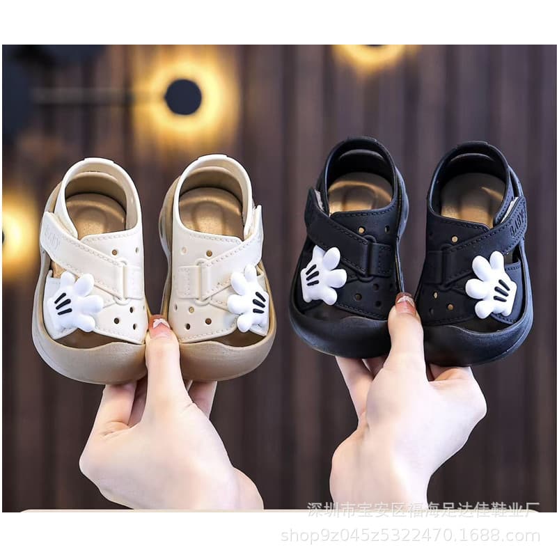 2025 viral new soft-soled baby walking shoes small closed-toe anti-slip comfortable toddler small sandals manufacturer wholesale