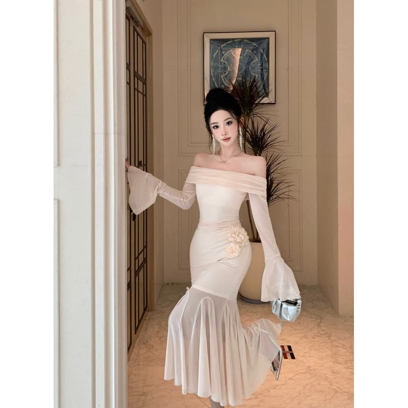 Elegant One-Shoulder Mesh Flared Sleeve Ruffle Waist Dress with 3D Floral Mermaid Tail Gown