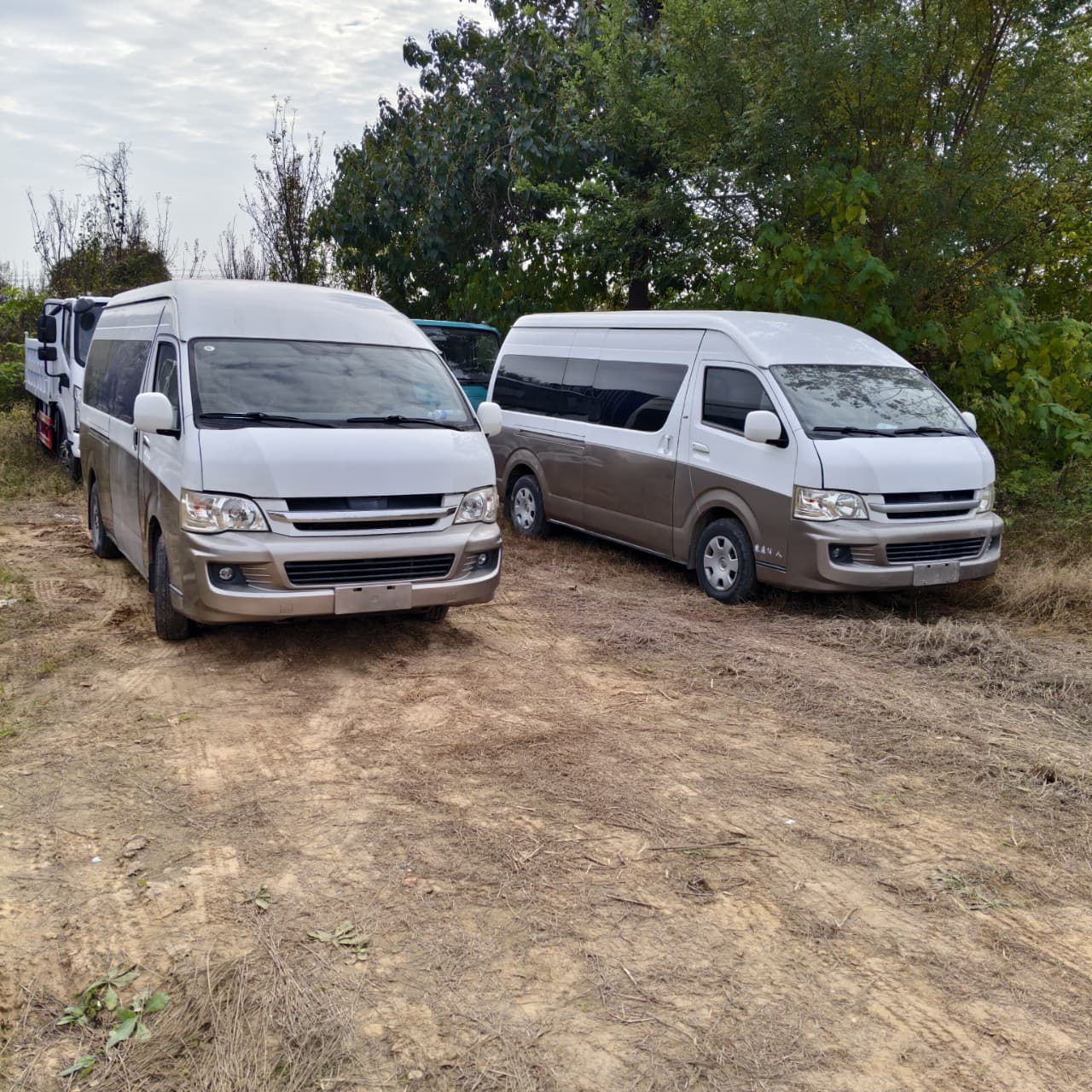 Export Used Toyota Hiace 14-Seat Business Bus 19-23-Seat Toyota Coaster Minibus