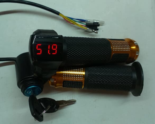 Red Screen Standard Lock Electric Vehicle Throttle Grip, Electric Vehicle Parts, Speed Control Handle, Throttle Handle
