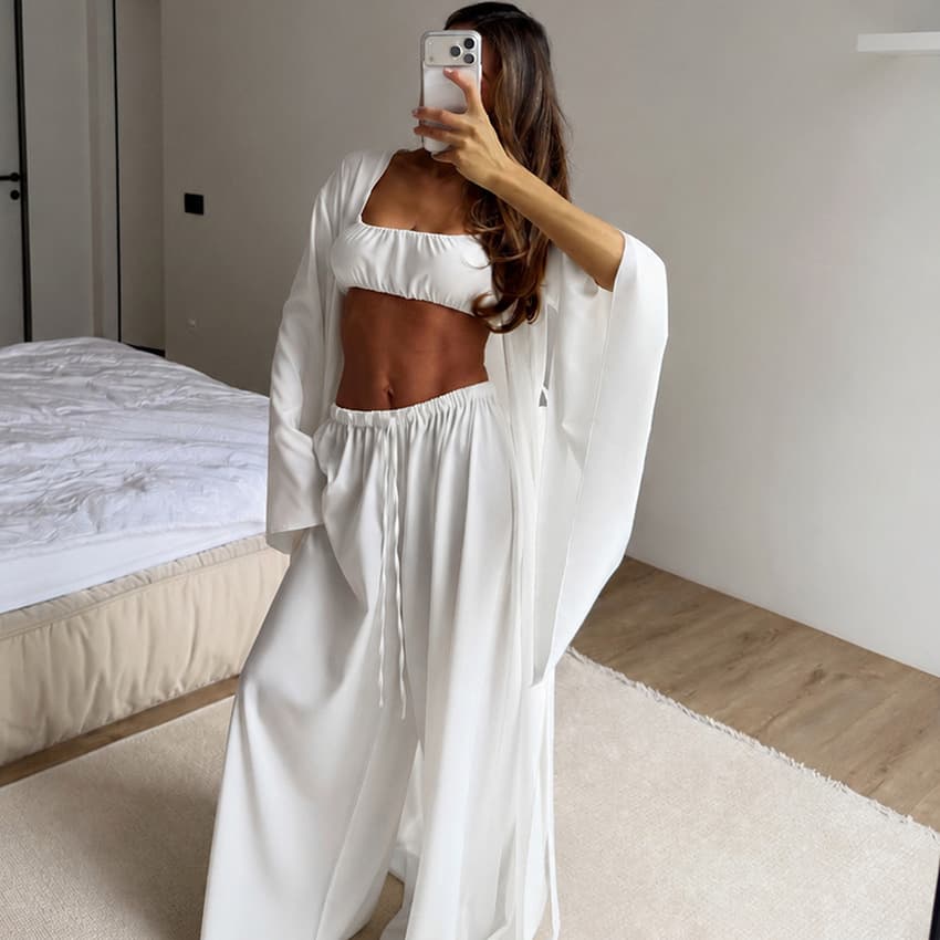 2026 Satin Ice Silk Women's Pajama Set, Fall/Winter Long Sleeve Top and Pants, Three-Piece Loungewear for Cross-Border Ecommerce